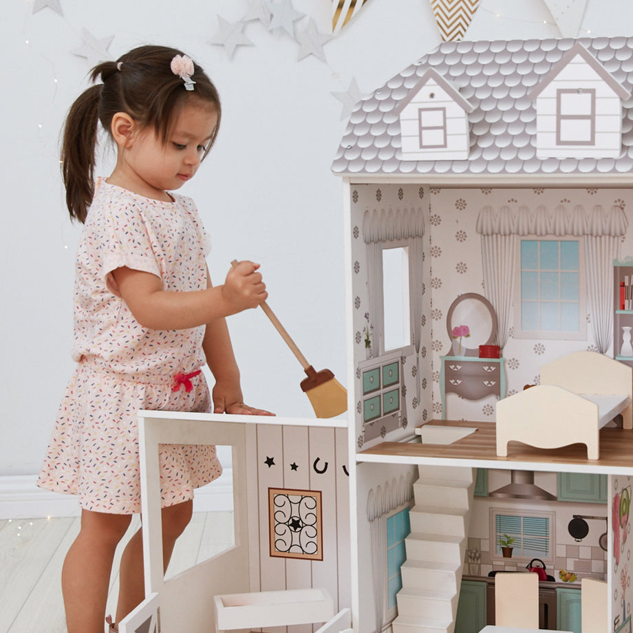 World of Doll House